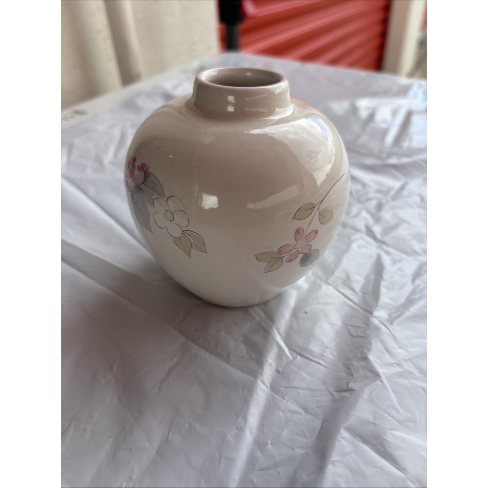Pfaltzgraff Tea Rose Bud Vase / Potpourri Jar 4" diameter Pink & Blue Floral
